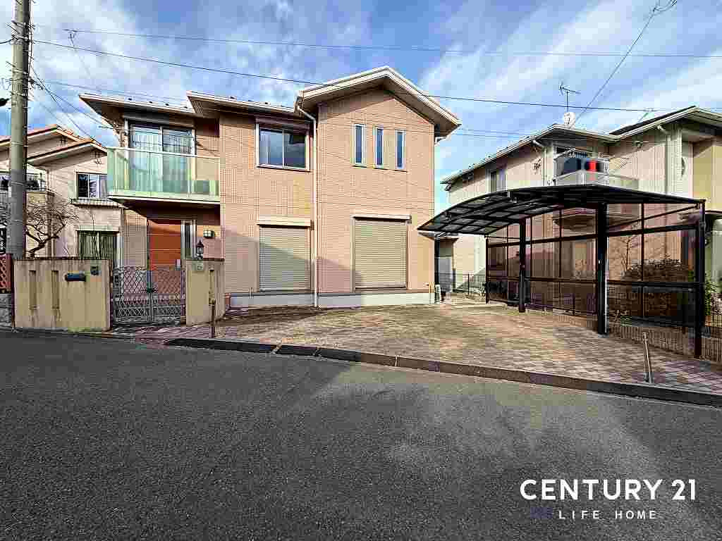 前面道路含む現地写真です