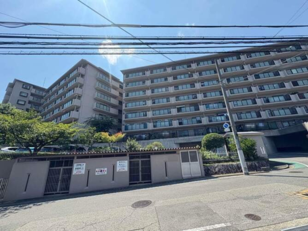 外観：327002227937