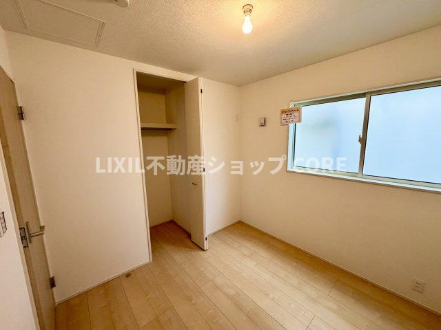 全居室にクローゼットを完備！居室空間をより広く隅々までお使いいただけますね。　