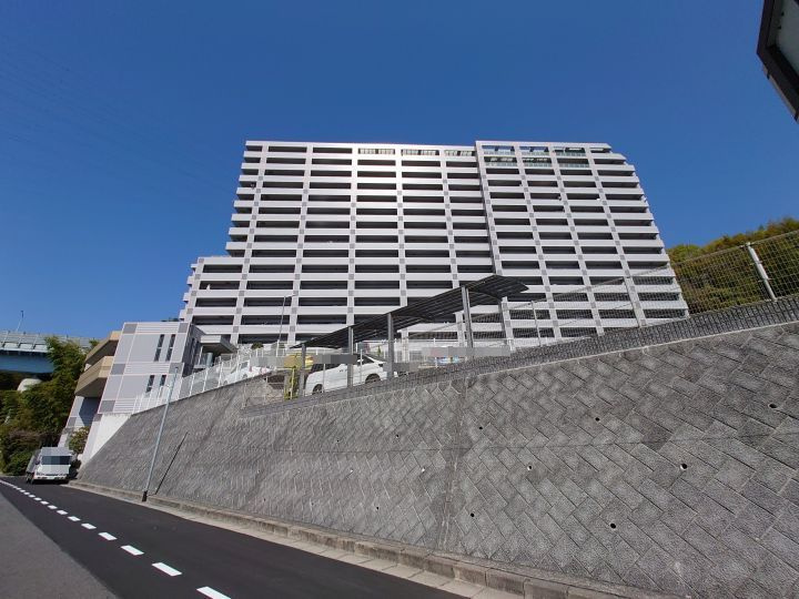 外観：334000246000