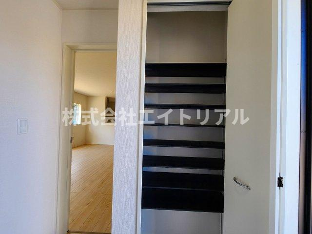 1階　玄関収納