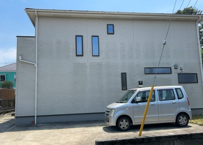 物件の詳細については、現地を見てわかること以外に、役所や法務局などで調べないとわからないことがあります。そのため、現地に行く場合は、もしこの物件を買ったらどのような生活ができるかをイメージしましょう。
