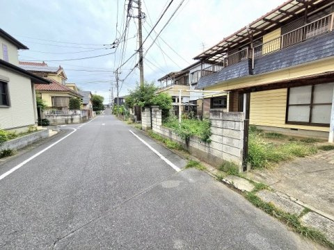 敷地約55坪・前面道路6ｍで車庫入れスムーズ！ご家族のライフスタイルに合わせた自由設計が可能です！当社無料の間取り作成も承ります！建物イメージや資金計画などお気軽にご相談ください。