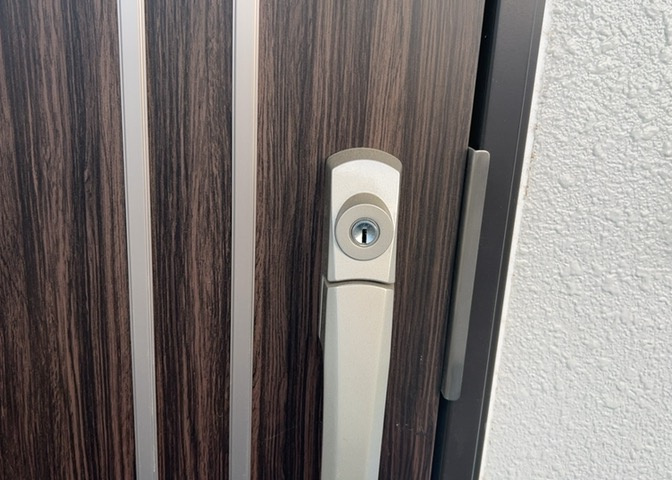 室内の防犯設備もチェックしましょう！モニター付きインターホンが設置されているか、防犯シャッターが設備されているか、ベランダに人が上がってきにくい高さかなどチェックしておくと入居後も安心できるでしょう。