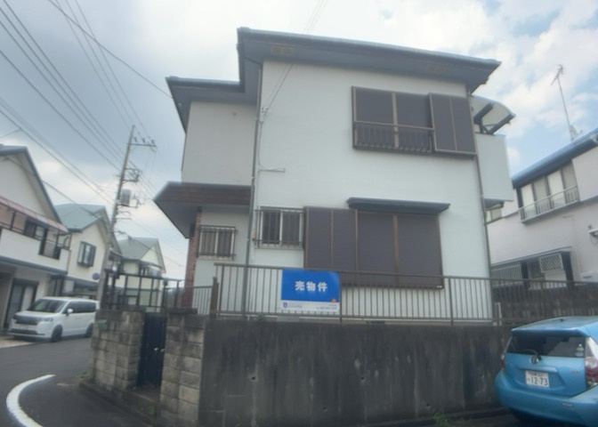 物件の詳細については、現地を見てわかること以外に、役所や法務局などで調べないとわからないことがあります。そのため、現地に行く場合は、もしこの物件を買ったらどのような生活ができるかをイメージしましょう。