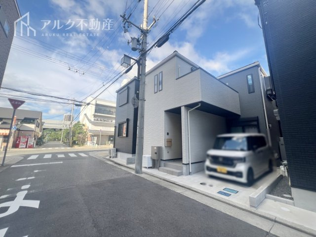前面道路約6ｍにつき、お車の出し入れもスムーズ！