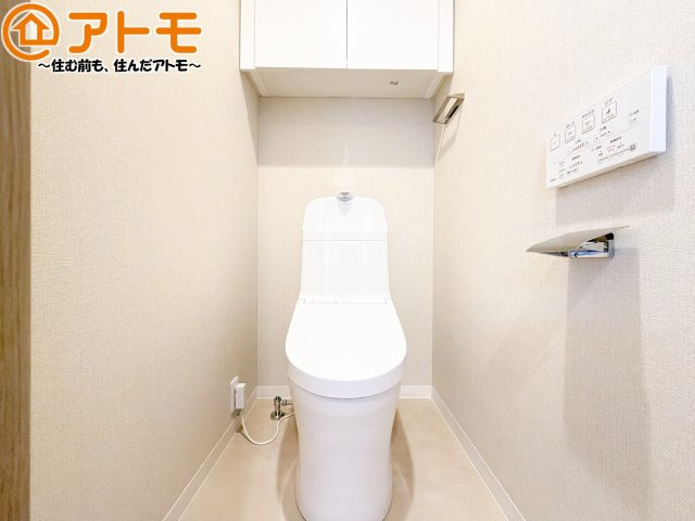 年代を問わず使いやすい洗浄機能付きのトイレ♪肌への負担をも減らせるのでお子様の敏感なお肌も安心！