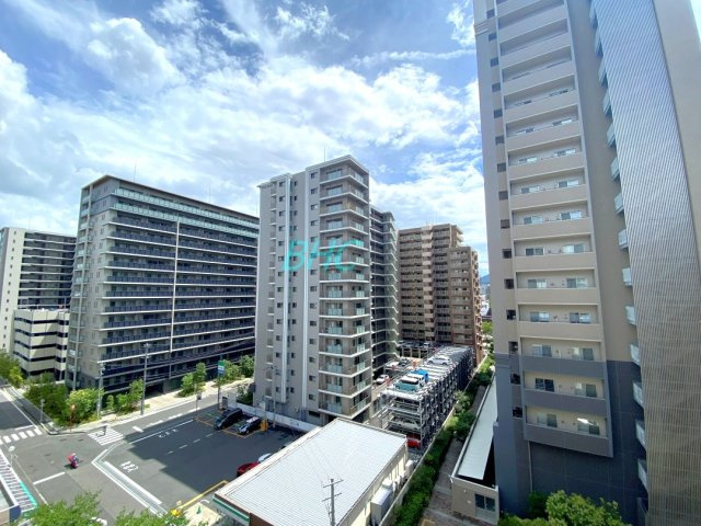 8階のお部屋ですので開放的な眺望が広がります。