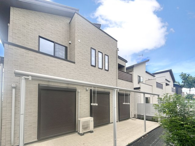 ■外観｜永く住むほどに愛着を深める、味わい豊かなデザインのオウチです♪まずはご見学ください♪