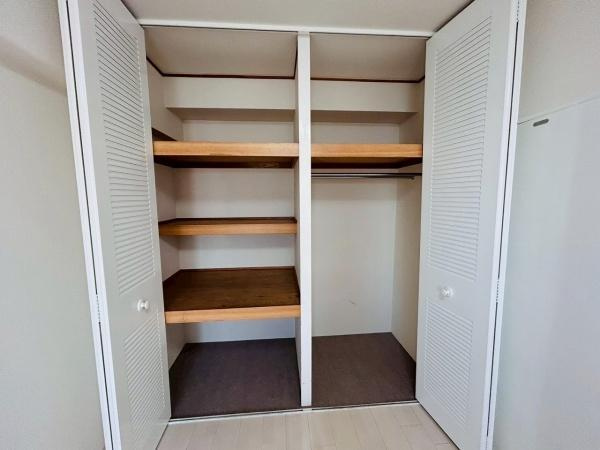 【パレス貝塚　中古マンションの収納】