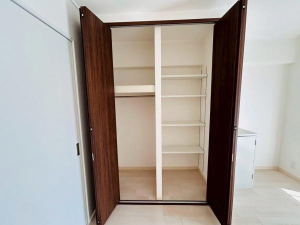 【パレス貝塚　中古マンションの収納】