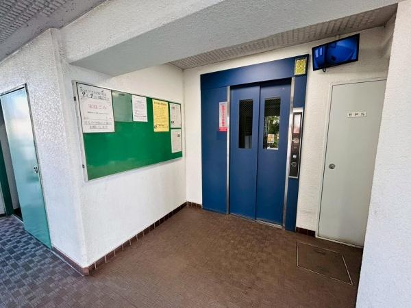 【パレス貝塚　中古マンションの共用部分】