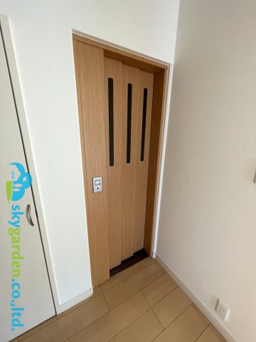 ホームエレベーターが付いてます