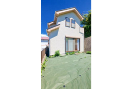 横浜市栄区公田町の中古戸建ての外観