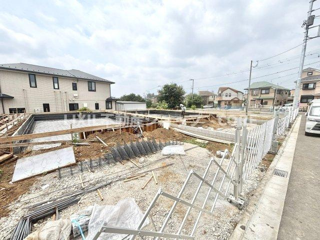 現地は建築中！完成が待ち遠しいです！皆様のお問合せお待ちしております。