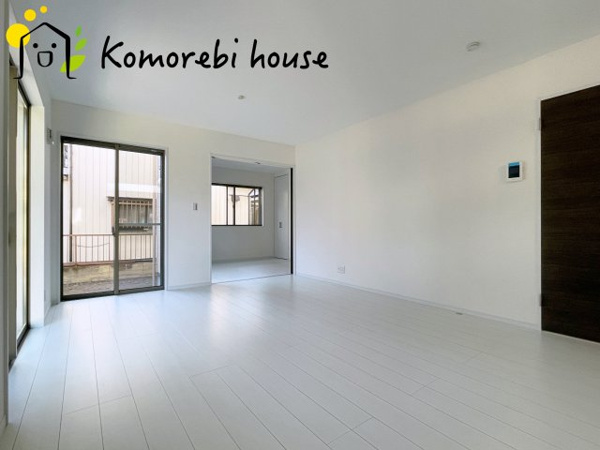 【鴻巣市鴻巣 新築一戸建て 01の居間】