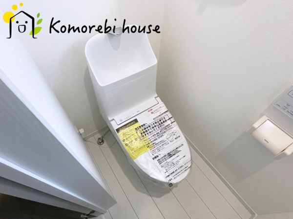 【鴻巣市鴻巣 新築一戸建て 01のトイレ】