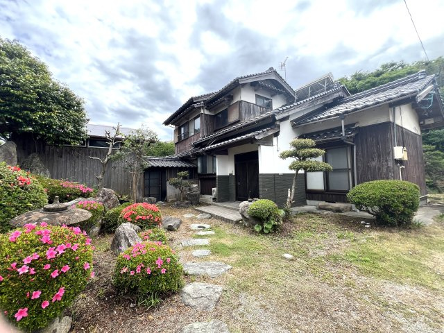 母屋玄関