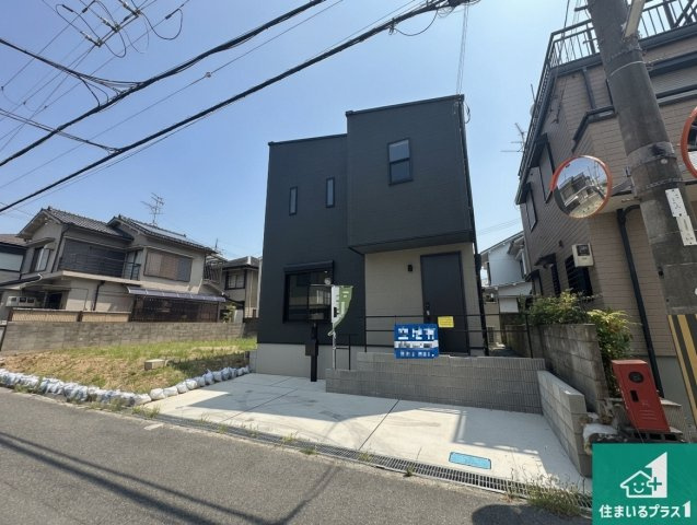 安心の10年保証！外観を美しく保ち、雨水で汚れを落とします！気になることがありましたら、お気軽にお問い合わせください！