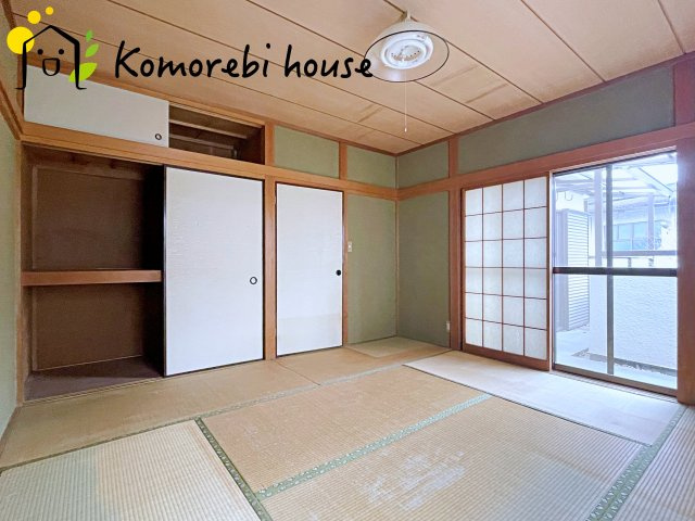 使い勝手のいい寝室です