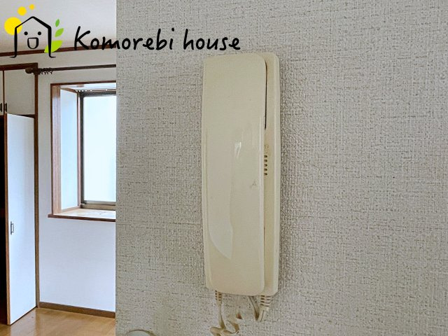 インターホンです