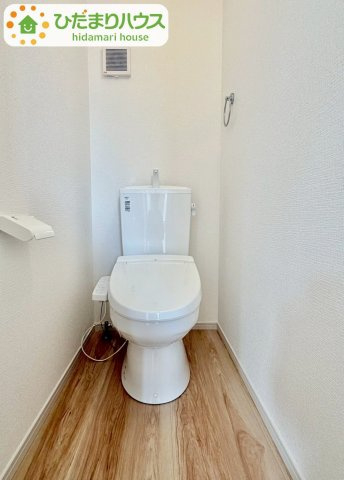 トイレは1F、2F共に完備！取り合いになることがありませんね(^^)/       　