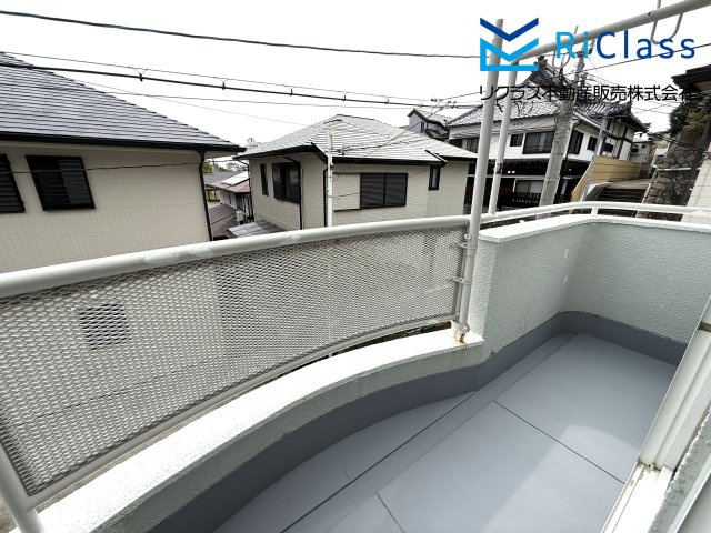 お洗濯にも便利なバルコニー付き