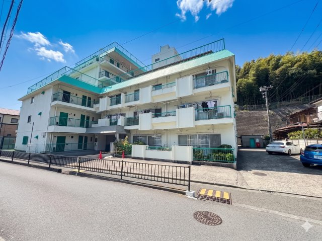 apartment 神奈川県横浜市港南区上大岡西１丁目１０－１１