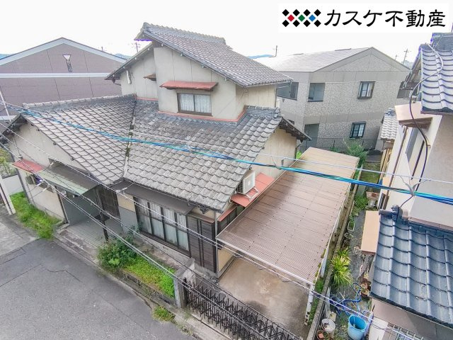 複数のスーパーやドラッグストアがあり日々のお買い物に大変便利◎