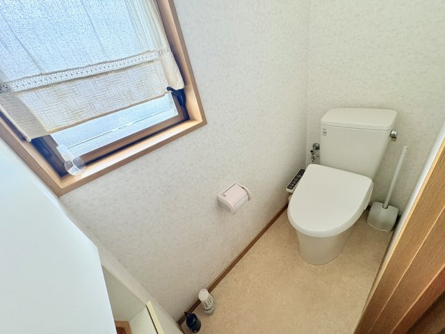 1階、2階ともにトイレあります。