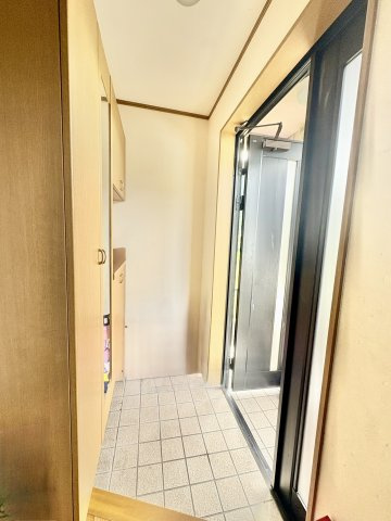 シンプルで使い勝手のよい玄関です。