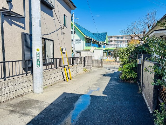 ～北東6.6ｍ道路・南東3.3ｍ道路につき陽当たり・風通し良好～