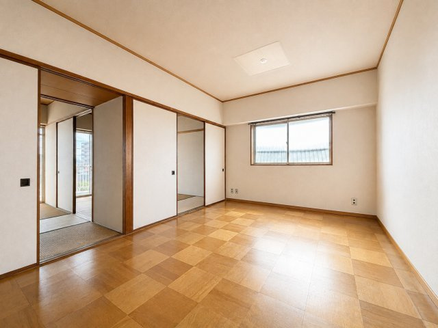 床・壁・天井貼替リフォームイメージ画像です