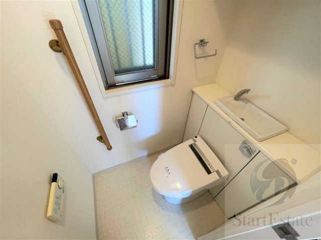 賃貸借契約前のお部屋の画像です。