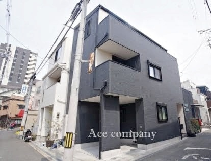 外観：327002223501