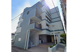 ピーコック原町の外観