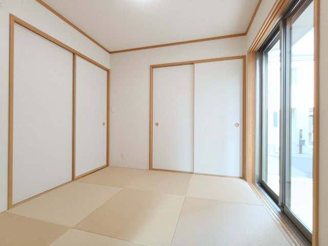 【和室　4.5帖】　落ち着いた雰囲気の和室は、来客時のおもてなし空間としても活躍します。