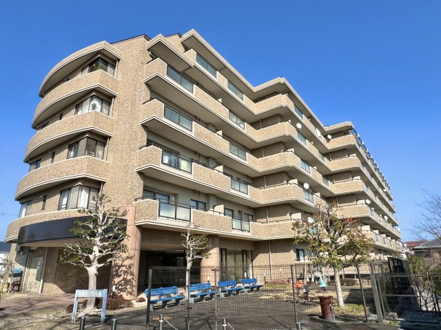 重圧感のある外観です！