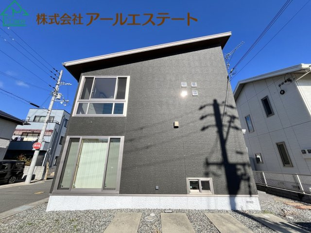 外観：328000571143