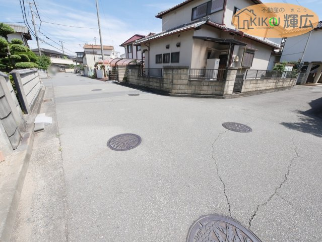前面道路6ｍあります。