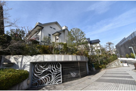 川崎市麻生区千代ヶ丘四丁目戸建ての外観