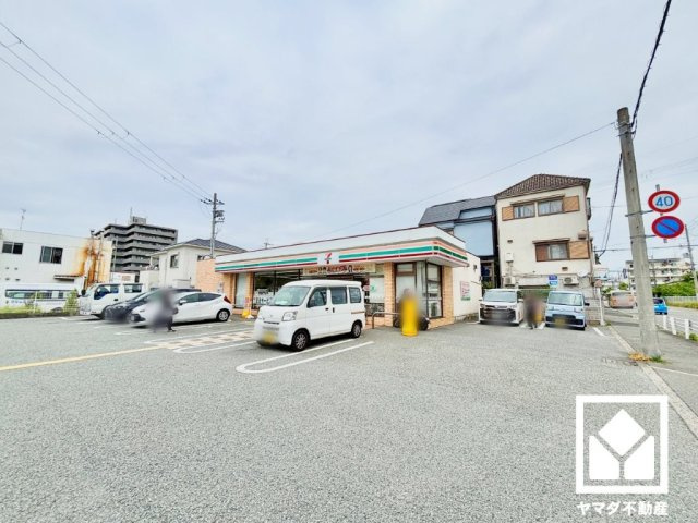 セブンイレブン尼崎額田店