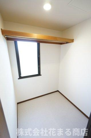 廊下収納？になります！　＊当日ご案内可＊ご希望の物件まとめてご案内！弊社が掲載していない物件でもOK♪お気軽にご相談ください　♪お電話でのお問合わせがスムーズ♪