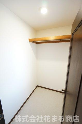 廊下収納？になります！　＊当日ご案内可＊ご希望の物件まとめてご案内！弊社が掲載していない物件でもOK♪お気軽にご相談ください　♪お電話でのお問合わせがスムーズ♪