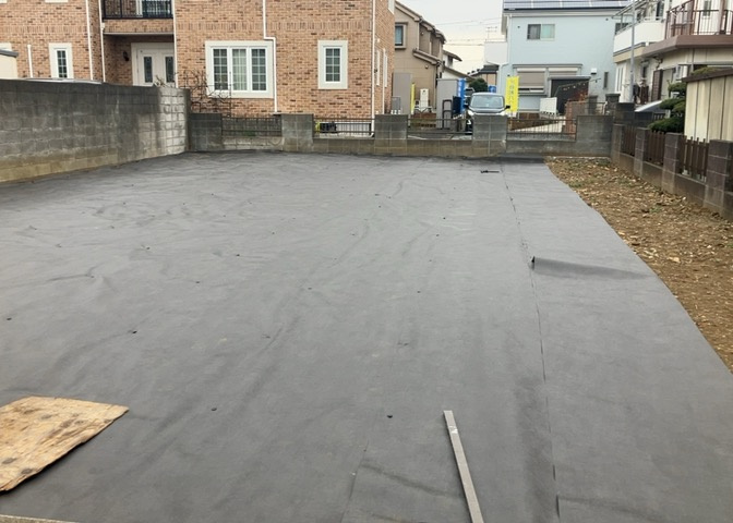家を建てる前提で土地を探している場合、地盤の丈夫さは譲れない条件の一つです。地盤が脆弱だと追加工事が必要となります。また、過去に地盤沈下や液状化現象を起こした土地は、できるだけ避けた方がいいでしょう。