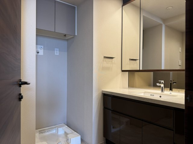 三面鏡付洗面化粧台