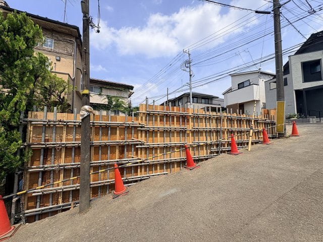 第一種低層住居専用地域につき住環境の良さが魅力。