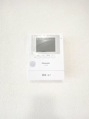 玄関の状況がモニターで見られるのは安心です♪