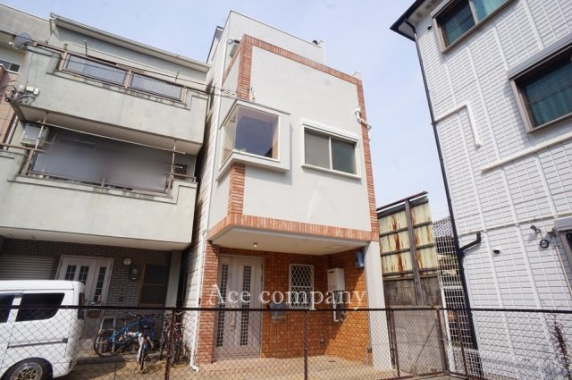 外観：327002137851