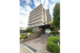 ＪＲ＆京阪の２沿線利用可 ７階部分につき眺望良好 収納豊富な間取り シャルマンコーポ大津のぞみケ丘の外観